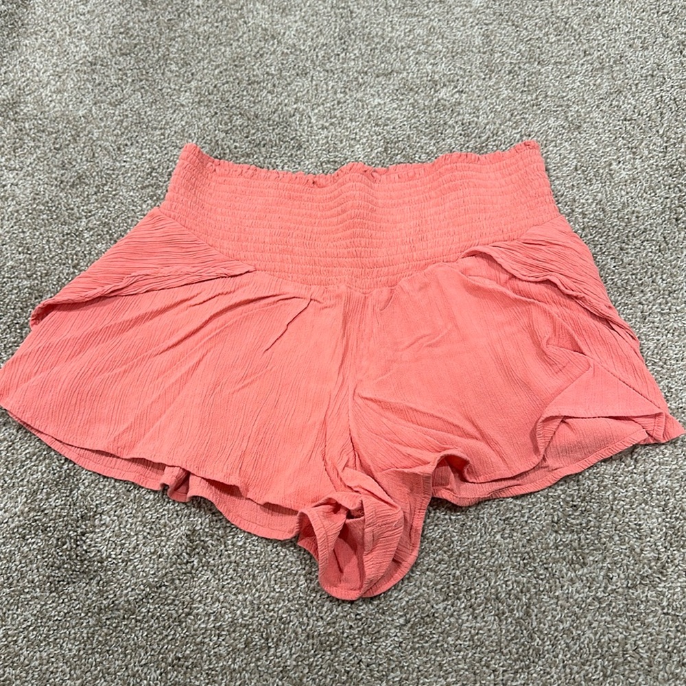 American Eagle flowy shorts